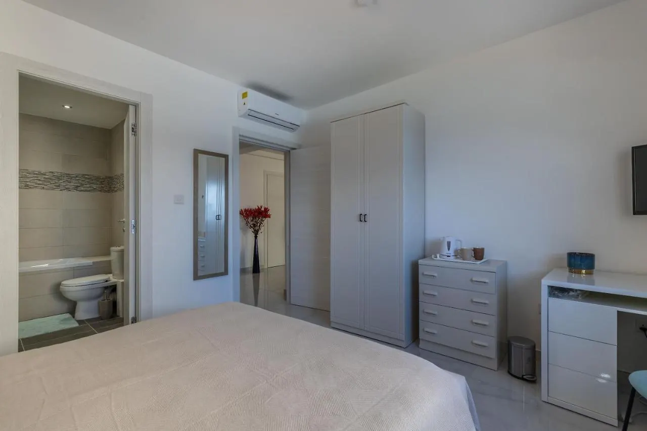 Sliema Bedrooms With Ensuite Bathrooms Alloggio in famiglia
